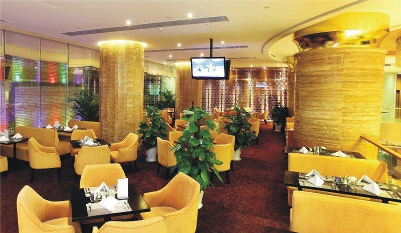 Shenzhen Baoan Royal International Hotel Exterior photo